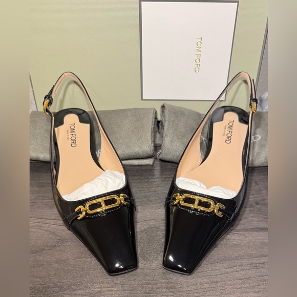TOM FORD
Black Patent Leather Slingback Flats
Women’s US 8 - Picture 7 of 14